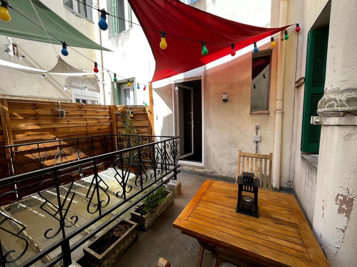 Escapade à Lourdes dans beau T2 avec terrasse - Proche Gare et Centre ville Exterior foto